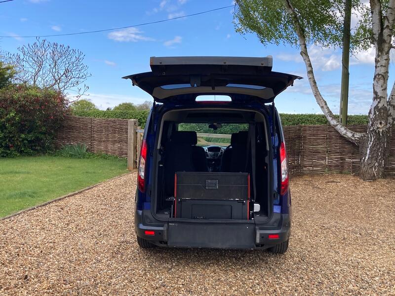 FORD TOURNEO CONNECT