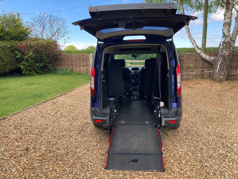 FORD TOURNEO CONNECT