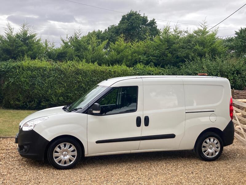 VAUXHALL COMBO