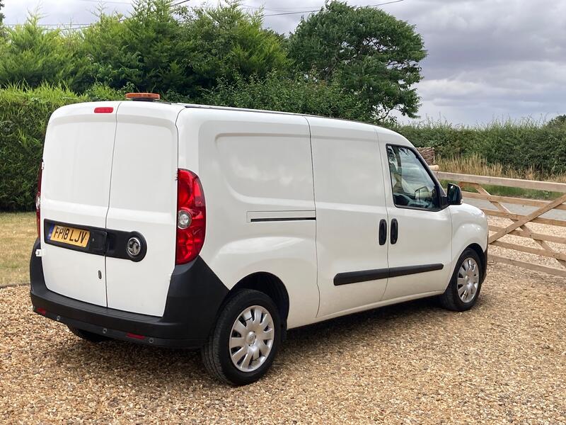 VAUXHALL COMBO